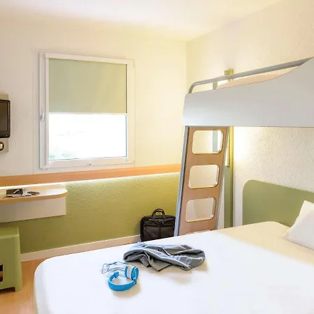 Ibis Budget Troyes Est Saint-Parres-aux-Tertres Exterior photo